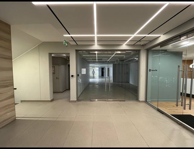 357M² OFFICE TO LET IN CENTURY CITY